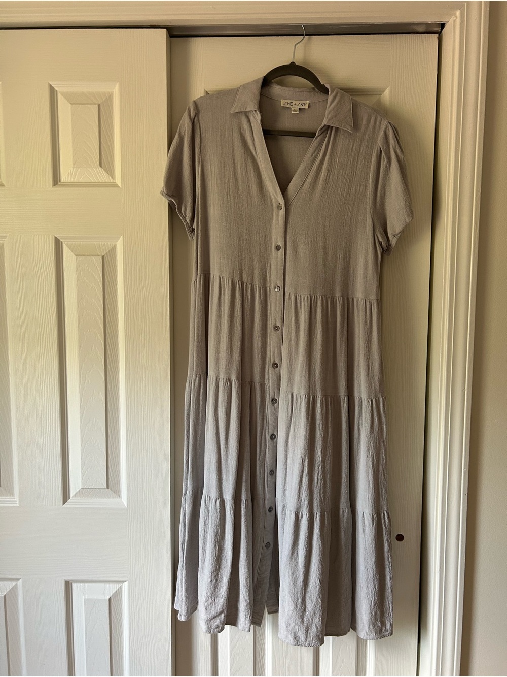 She and Sky Light Gray Tiered Button-Front Maxi Dress